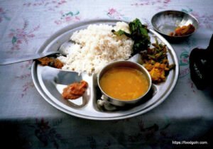 নেপালের জাতীয় খাবার- ডাল ভাত