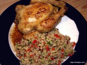 লেবানন - Tabbouleh সঙ্গে পরিবেশিত চিকেন