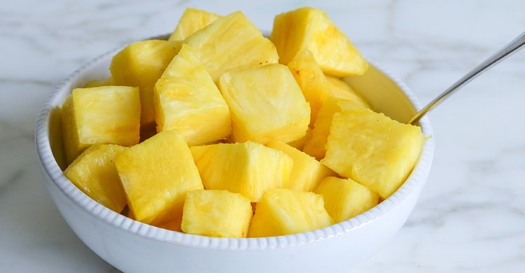 আনারস এর স্লাইস সংরক্ষণ